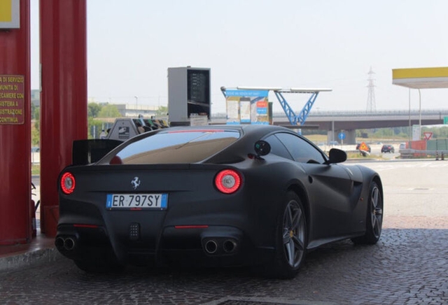 Without Cristiano Ronaldo, Juventus still has a huge car collection that makes many people dazzle - Photo 8.