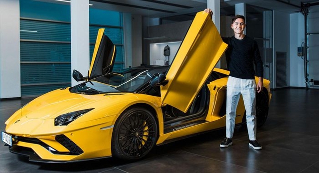 Without Cristiano Ronaldo, Juventus still has a huge car collection that makes many people dazzle - Photo 12.