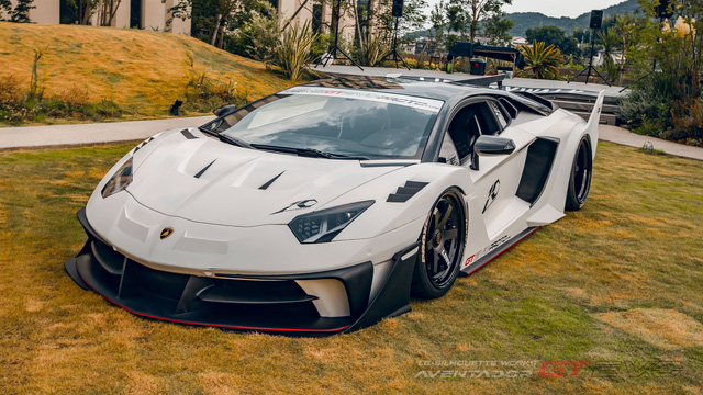 Lamborghini Aventador Liberty Walk is the most expensive in the world: Super car's price-matching package shows the rich's level of play - Photo 1.