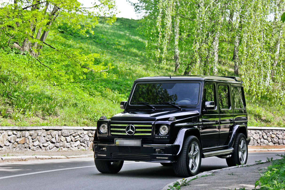 The G550 model was first produced in 2009 and offers a meaty 5.5 litre V8 that delivers around 400bhp